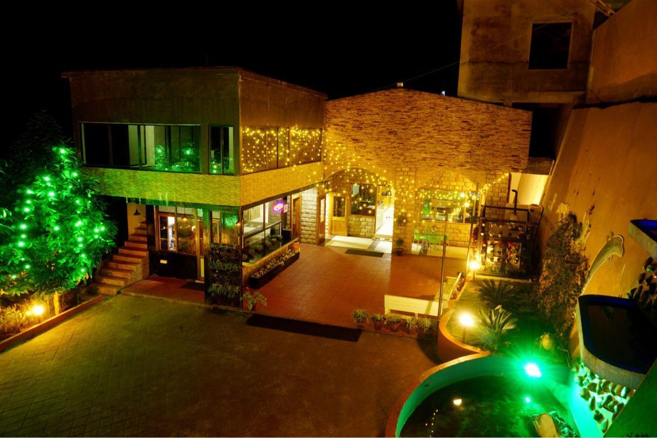 Ri Kanaan Resort Шиллонг Экстерьер фото